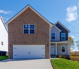 850 Limestone Way, Clarksville, TN 37043