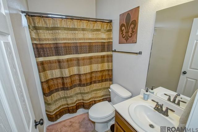 23273 Conifer Dr, Denham Springs, LA 70726