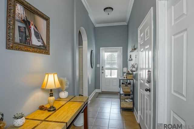 23273 Conifer Dr, Denham Springs, LA 70726