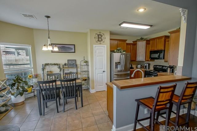 23273 Conifer Dr, Denham Springs, LA 70726