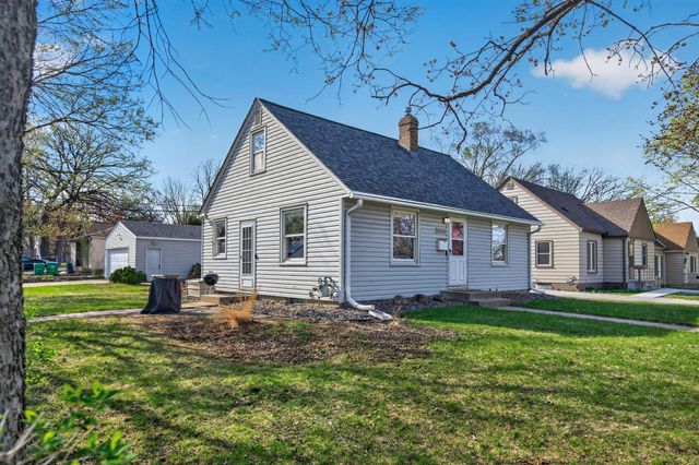 2656 Georgia Avenue S, Saint Louis Park, MN 55426