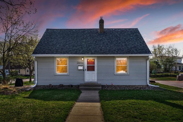 2656 Georgia Avenue S, Saint Louis Park, MN 55426
