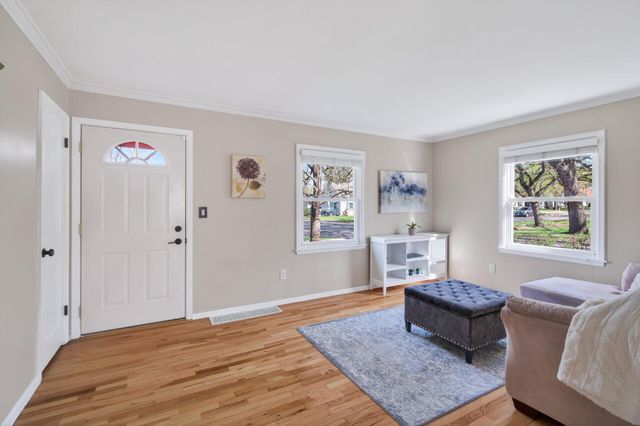 2656 Georgia Avenue S, Saint Louis Park, MN 55426