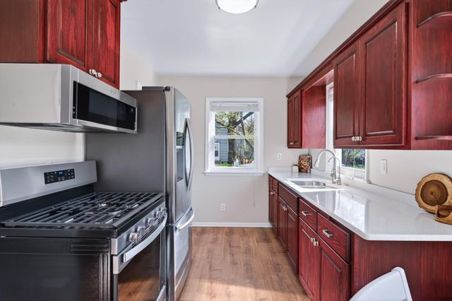 2656 Georgia Avenue S, Saint Louis Park, MN 55426