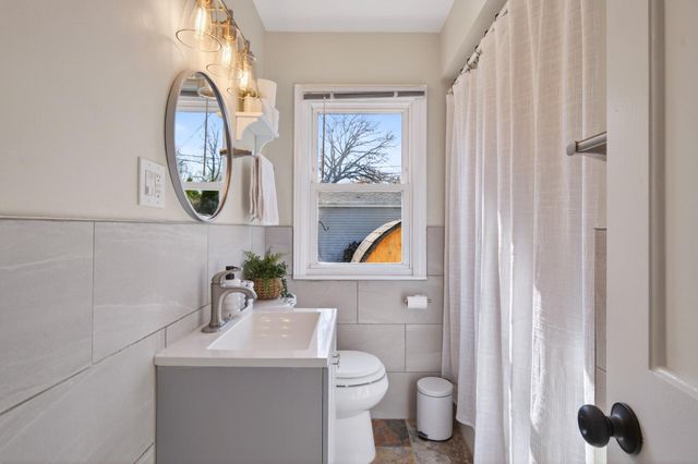 2656 Georgia Avenue S, Saint Louis Park, MN 55426