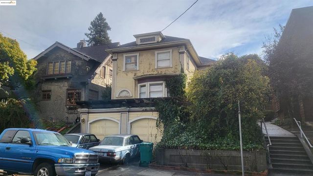 3800 Harrison St, Oakland, CA 94611