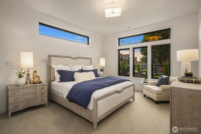 9607 NE 30th Place, Clyde Hill, WA 98004