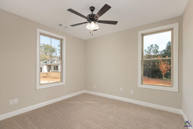 411 Colt Court, Kathleen, GA 31047