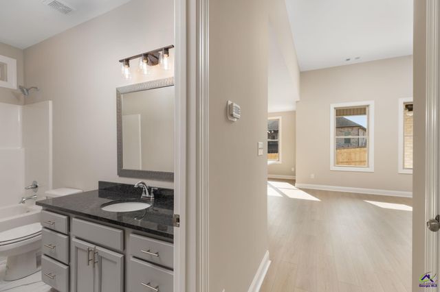 411 Colt Court, Kathleen, GA 31047