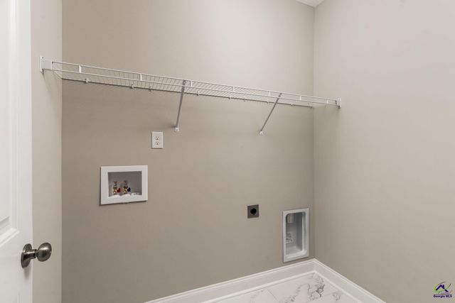 411 Colt Court, Kathleen, GA 31047