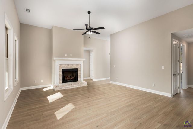 411 Colt Court, Kathleen, GA 31047