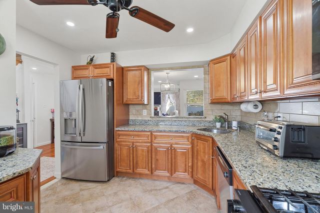 97 WINCHESTER DR, Hightstown, NJ 08520