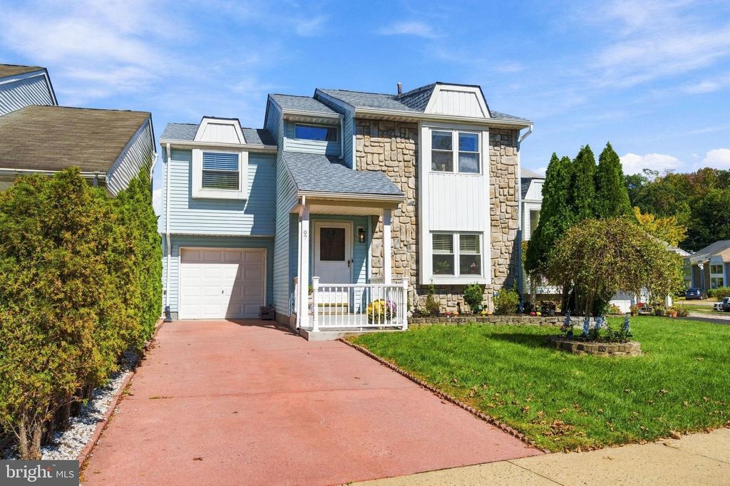 97 WINCHESTER DR, HIGHTSTOWN, NJ 08520 — exterior