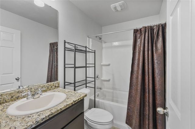 9422 English Oak Dr, Corpus Christi, TX 78410