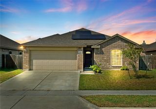 9422 English Oak Dr, Corpus Christi, TX 78410