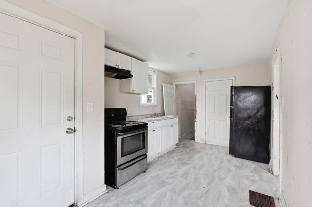 1482 E 26th Avenue, Columbus, OH 43211