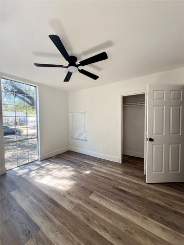 7416 Llano Avenue, Fort Worth, TX 76116