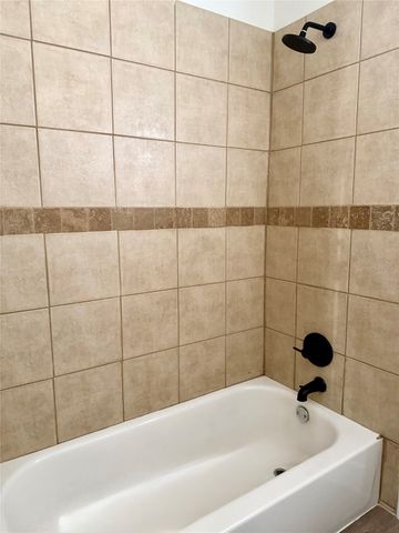 7416 Llano Avenue, Fort Worth, TX 76116
