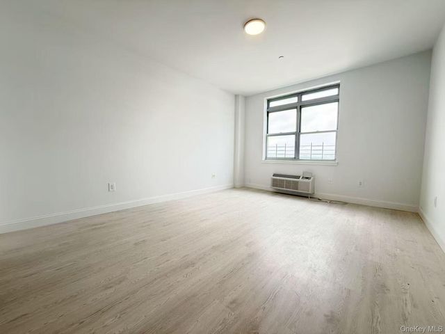 1434 110th Street 5I, College Point, NY 11356