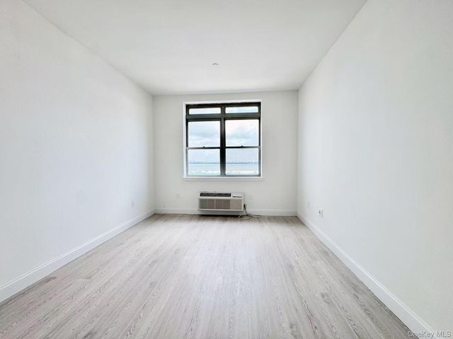 1434 110th Street 5I, College Point, NY 11356