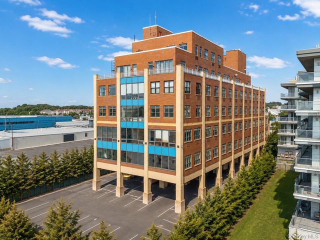 1434 110th Street 5I, College Point, NY 11356