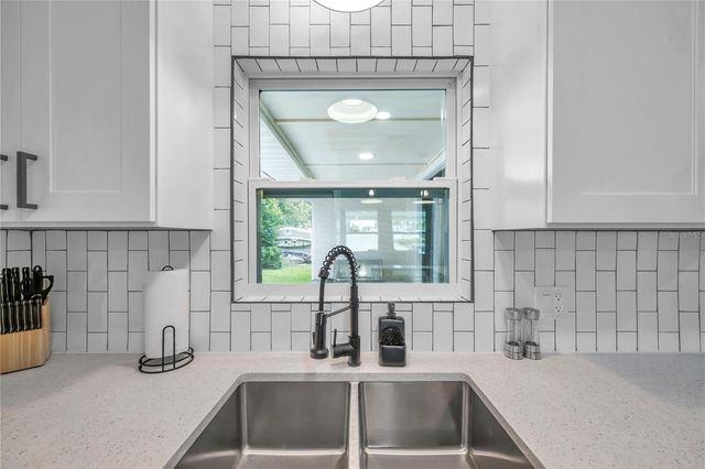 1515 BELLEAIR RD, Clearwater, FL 33756