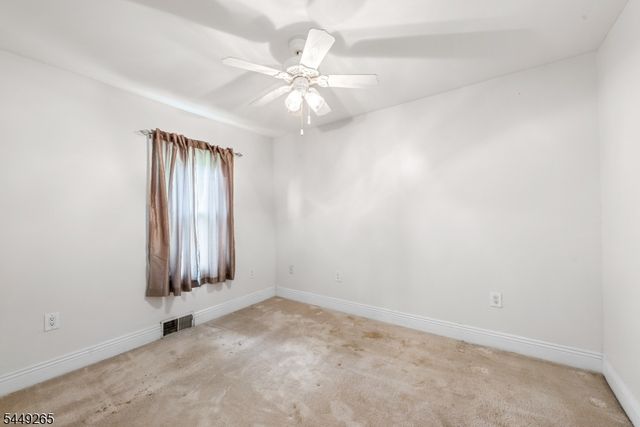 43 Mason Ave, Newton Town, NJ 07860