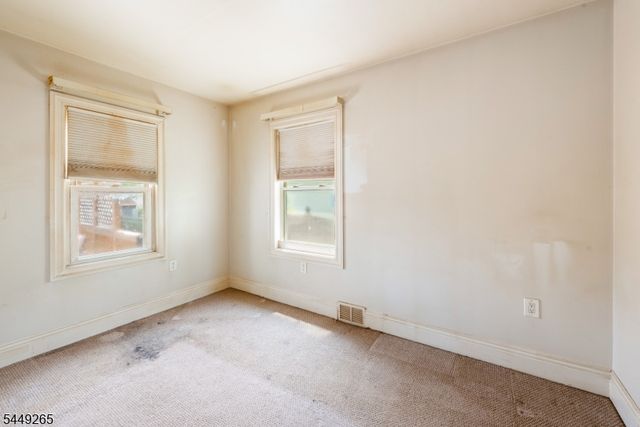 43 Mason Ave, Newton Town, NJ 07860