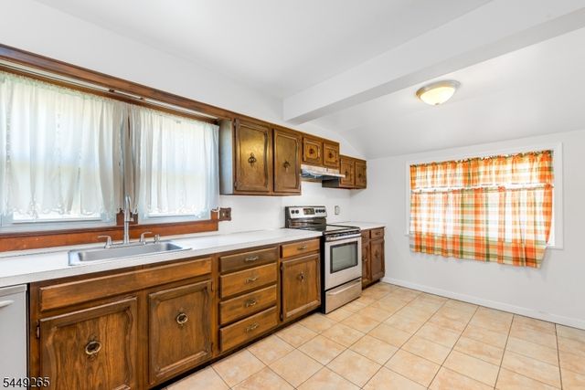 43 Mason Ave, Newton Town, NJ 07860
