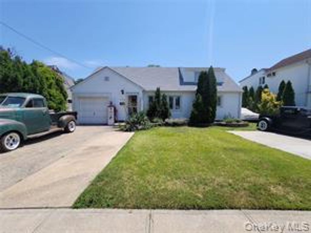 228 chance Drive 1 St Floor, Oceanside, NY 11572