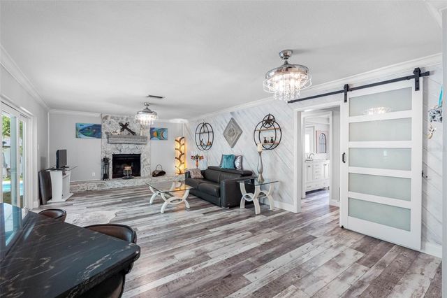 7992 BAYSHORE DRIVE, Seminole, FL 33776