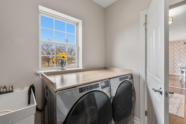 9518 State Highway 144, Kewaskum, WI 53040