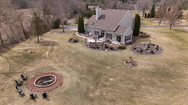 9518 State Highway 144, Kewaskum, WI 53040