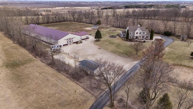 9518 State Highway 144, Kewaskum, WI 53040