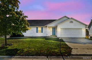 2625 Breezy Point Lane, O'fallon, MO 63368