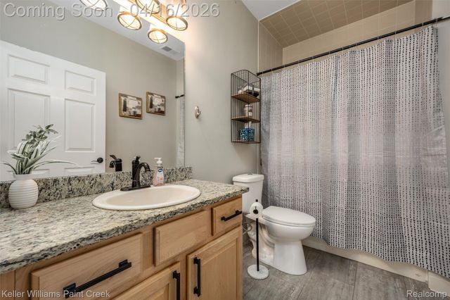 5494 Acorn Lane, Sterling Heights, MI 48314