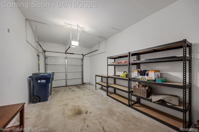 5494 Acorn Lane, Sterling Heights, MI 48314