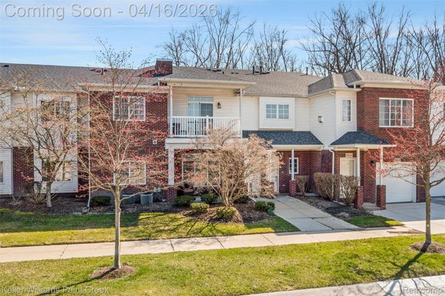 5494 Acorn Lane, Sterling Heights, MI 48314