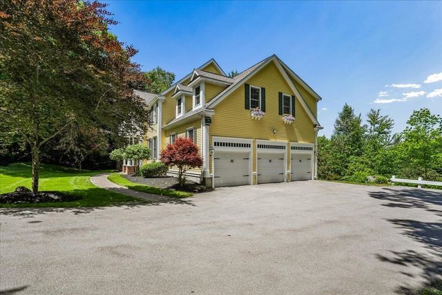 37 The Flume, Amherst, NH 03031