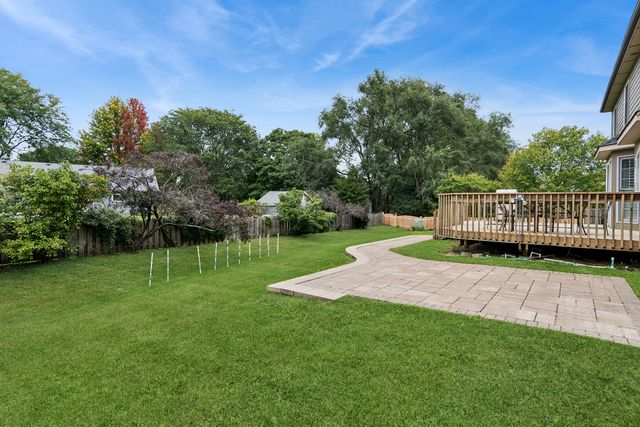 2211 Joyce Lane, Naperville, IL 60564