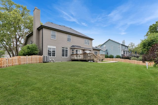 2211 Joyce Lane, Naperville, IL 60564