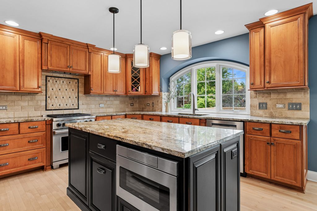 2211 Joyce Lane, Naperville, IL 60564 — photo 4