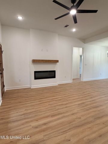 13 Bounds Road, Sumrall, MS 39482