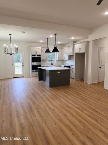 13 Bounds Road, Sumrall, MS 39482