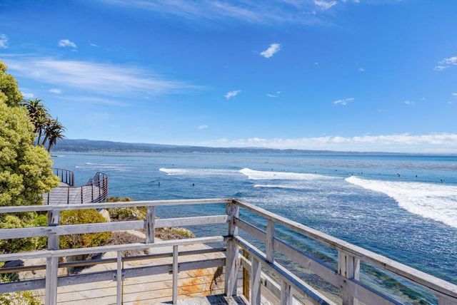 3020 Pleasure Point Drive, Santa Cruz, CA 95062