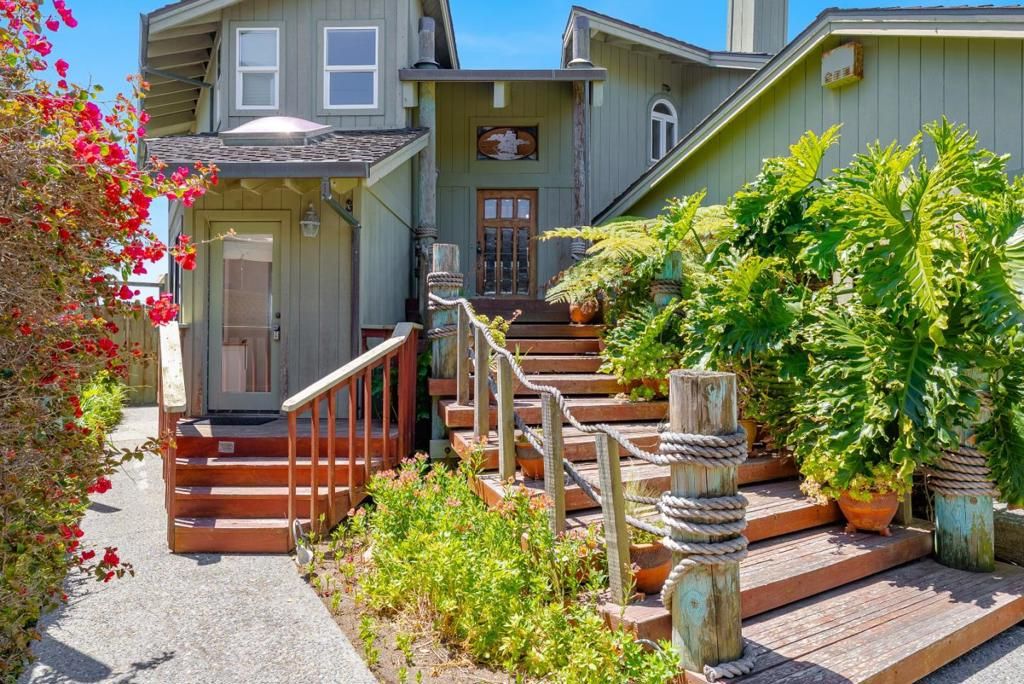 Image 16 of property listing at 3020 Pleasure Point Drive, Santa Cruz, CA 95062