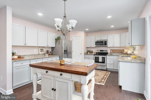 109 12TH ST, Colonial Beach, VA 22443