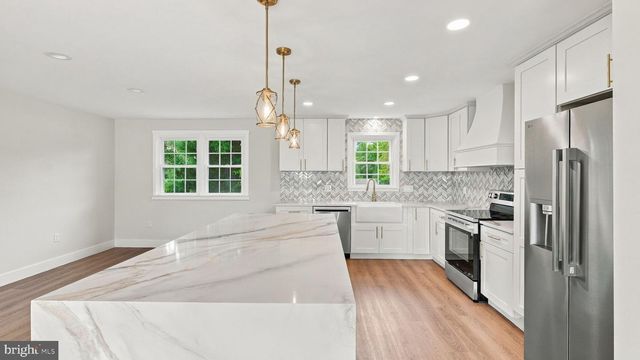 3632 BRISTOL RD, Chalfont, PA 18914