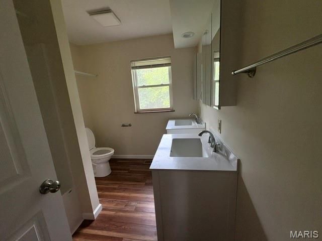 1232 W Springfield Road, St Clair, MO 63077