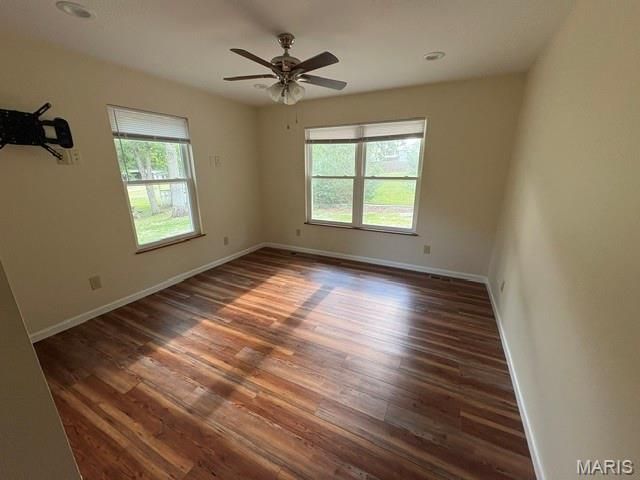 1232 W Springfield Road, St Clair, MO 63077